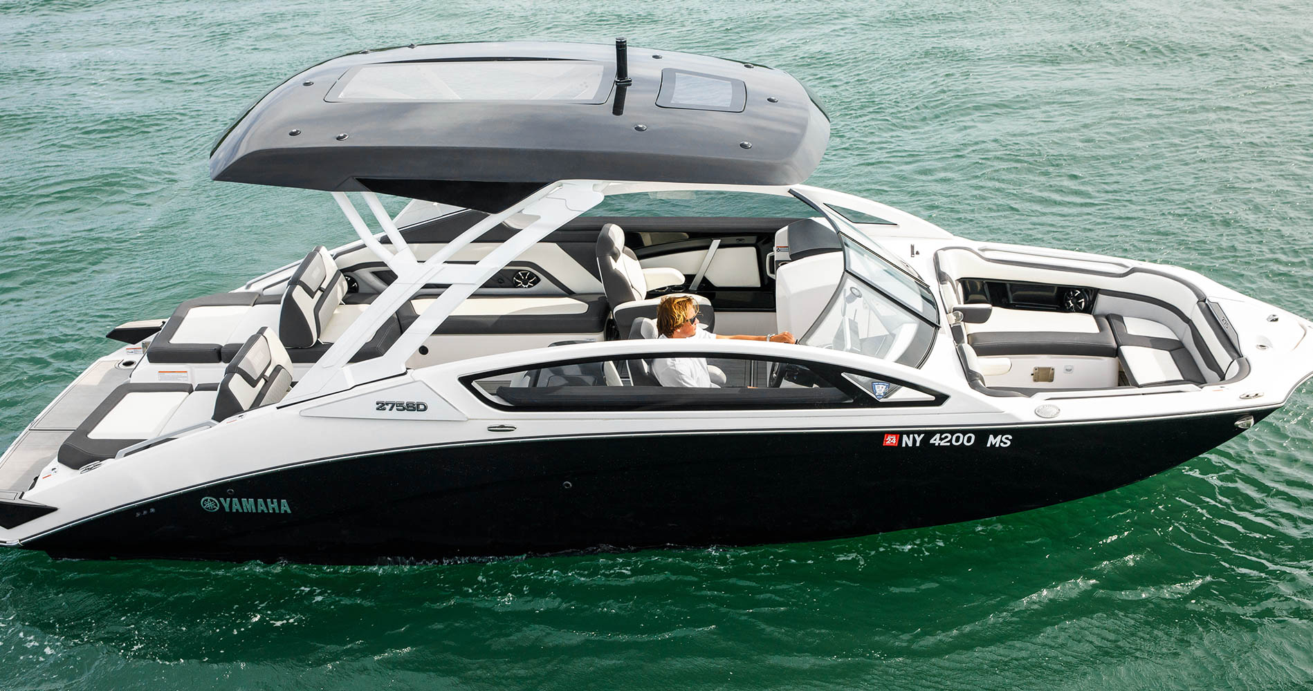 27' 2021 Yamaha For Sale | Abundant Seating & Sunpads